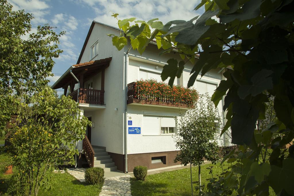 Apartment Garden Slunj Habitación foto